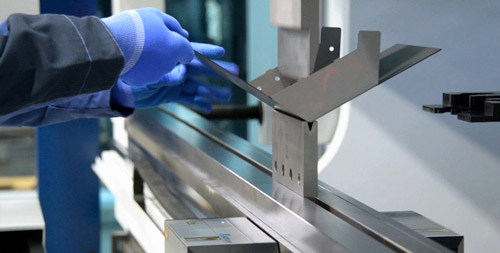 Гибка и вольцовка листа